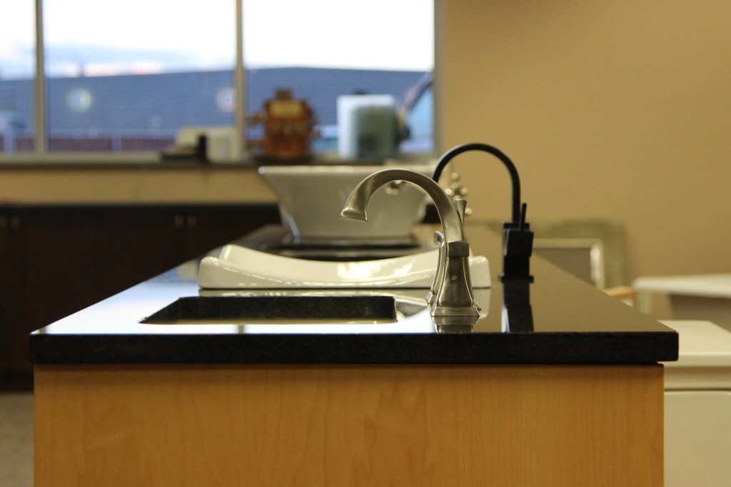 Photo of sink and faucet display sink, faucet, showroom, plumbing, display, plumber